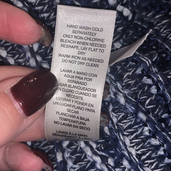 Chico’s Blue Open Front Coverlet Fringe Bottom -Size 2 - Picture 4 of 4